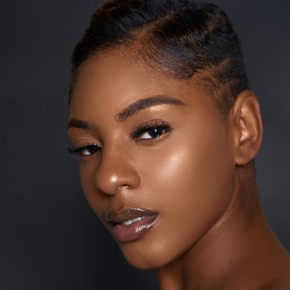 Meet your Posher, Feliz